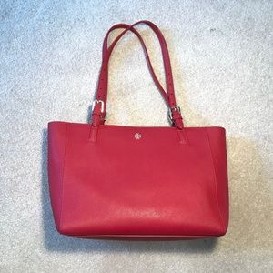 Tory Burch red tote/handbag